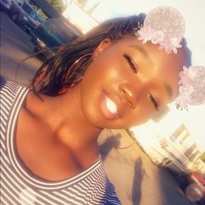 Meet your Posher, Samentsamentha